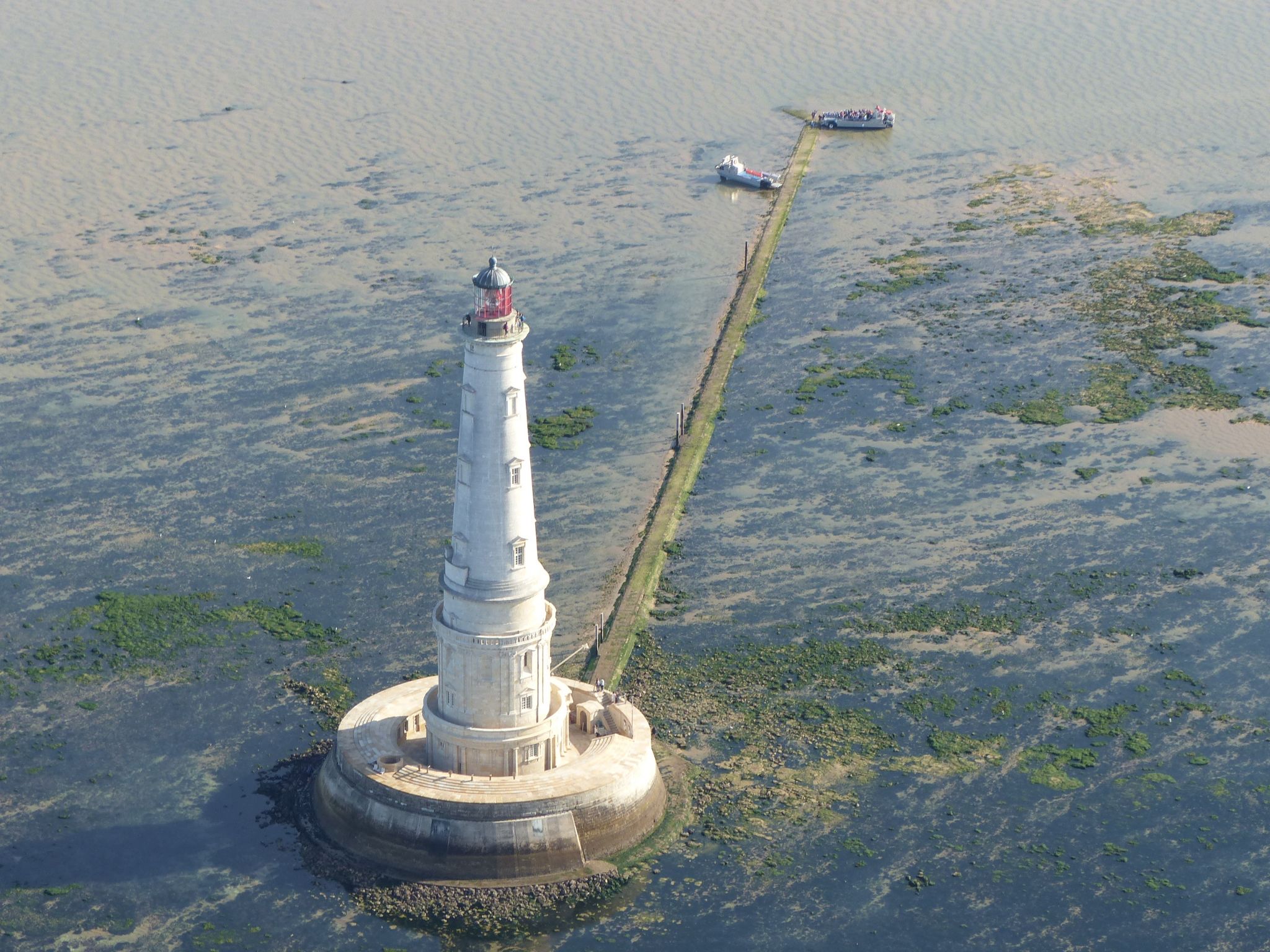 Le phare et son accès P1200383